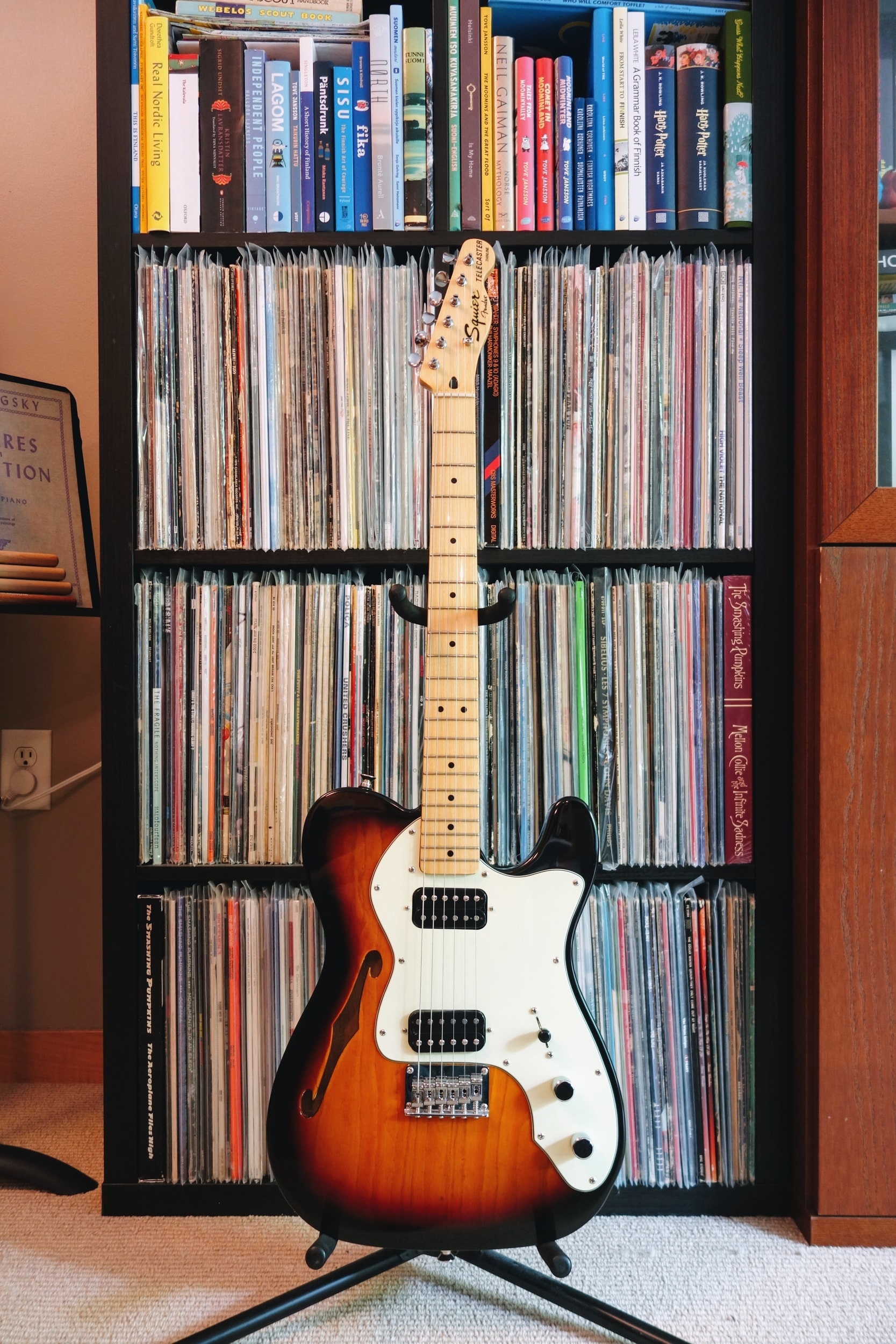 2015 Squier Vintage Modified Thinline Telecaster